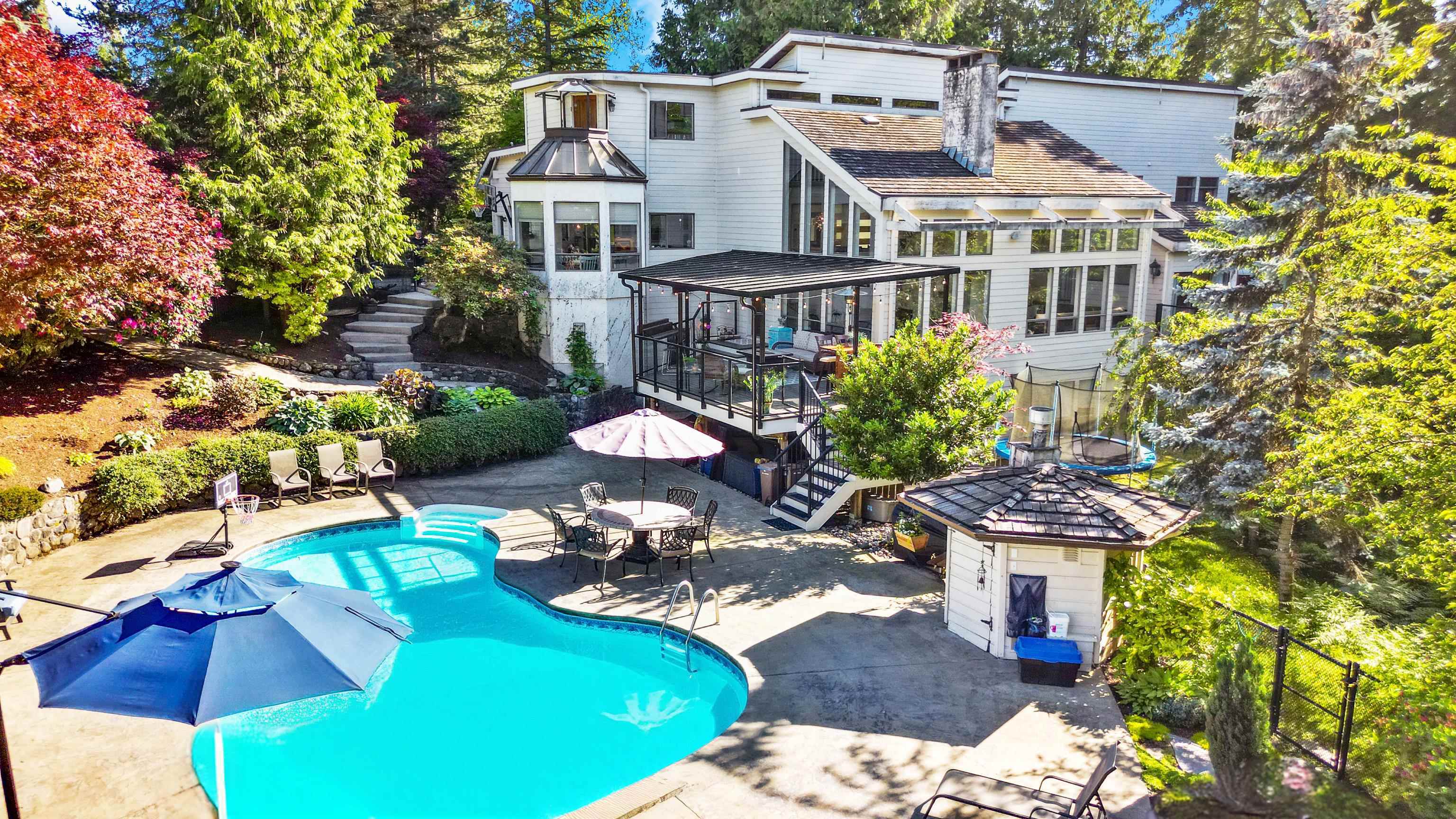 Property Photo: 24325 126 Avenue BC V4R 1M2