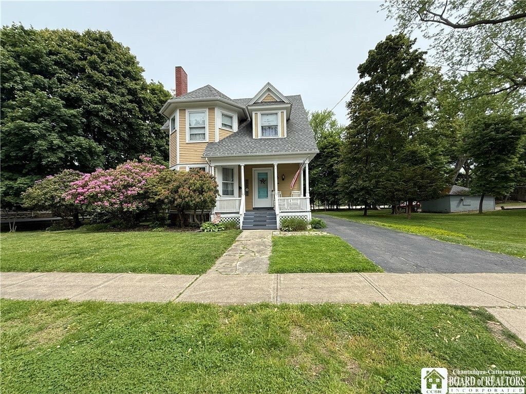 Property Photo: 41 Maple Avenue NY 14063