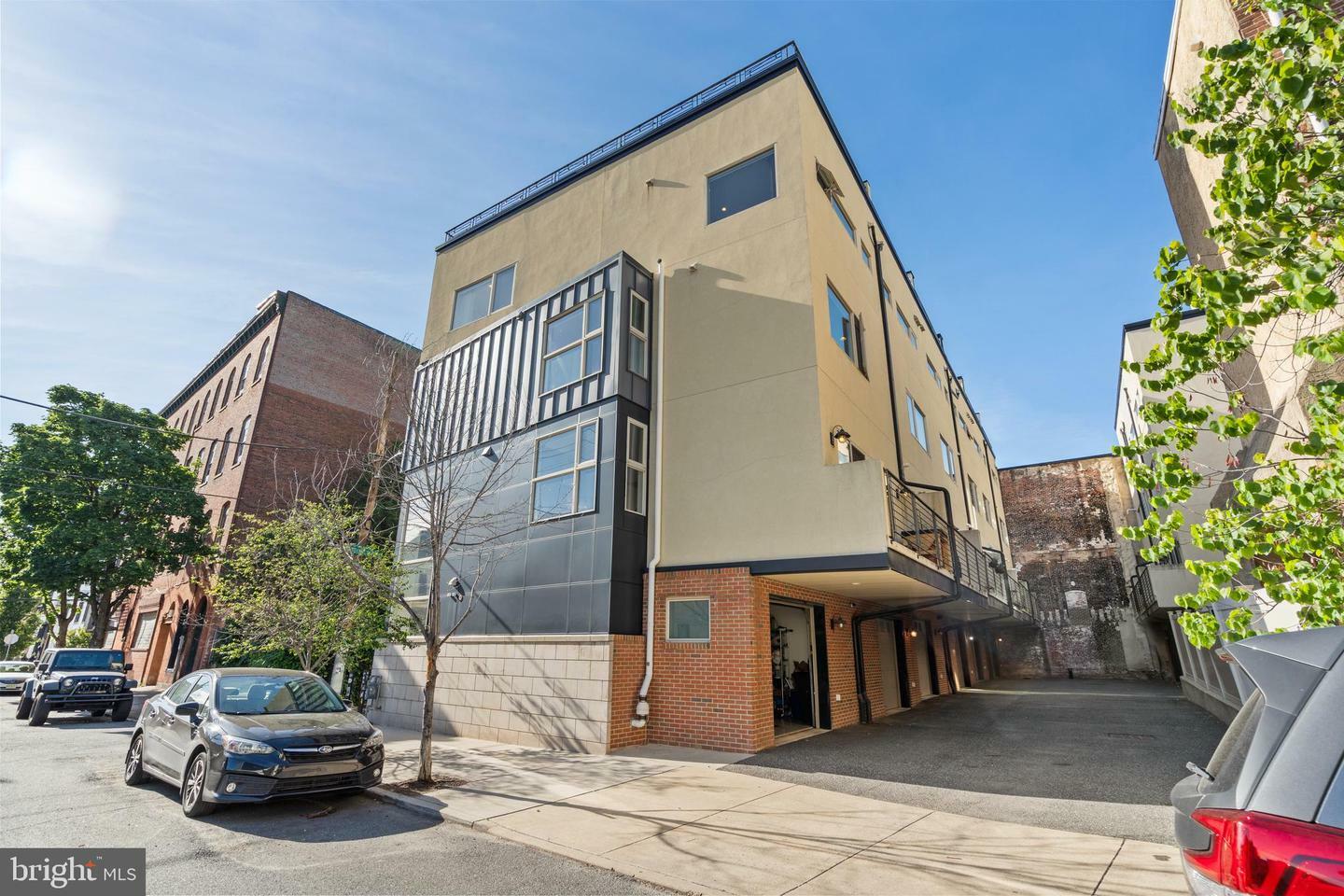 Property Photo: 601 N Bodine Street 6 PA 19123