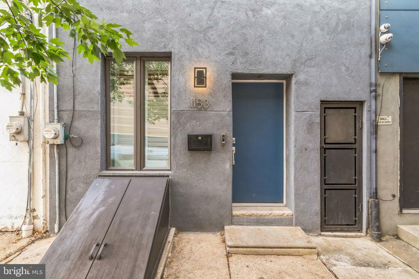 Property Photo: 1153 N Hancock Street PA 19123