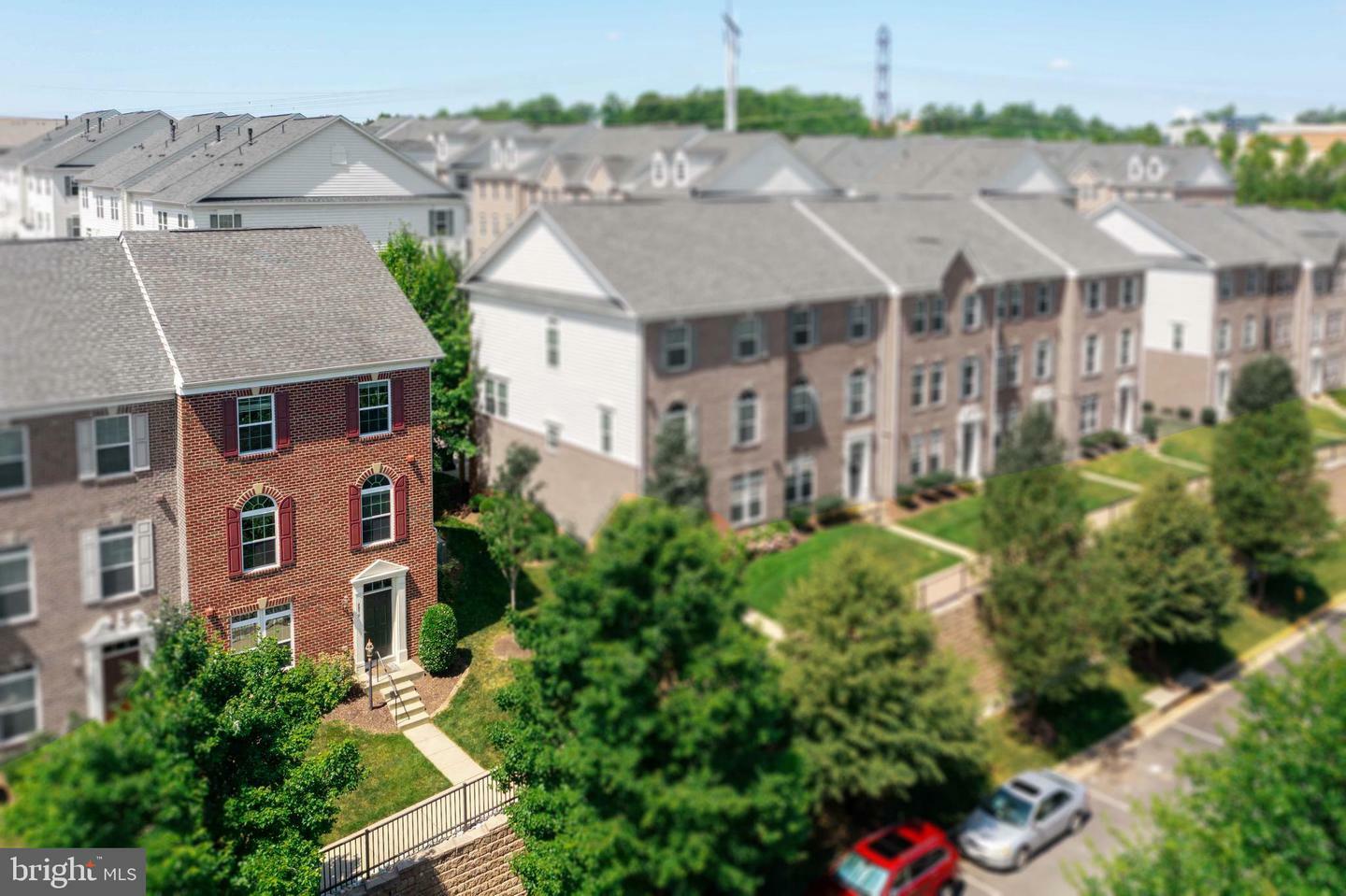 Property Photo: 2279 Merseyside Drive VA 22191