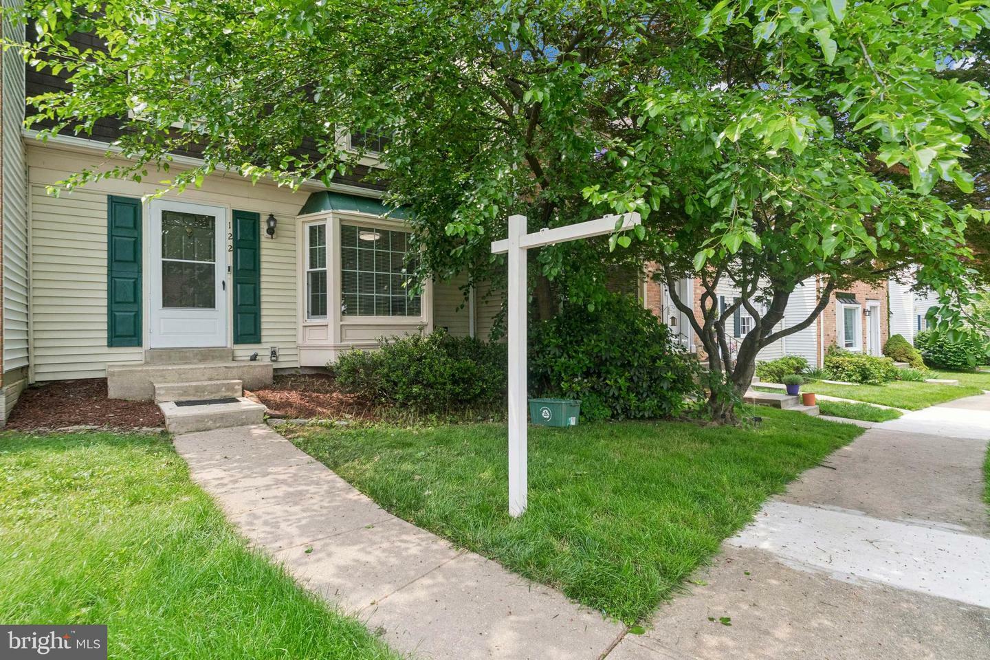 Property Photo: 122 Sharpstead Lane MD 20878
