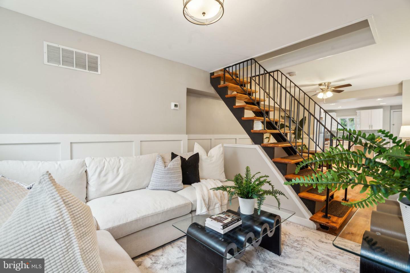 Property Photo:  1229 Day Street  PA 19125 