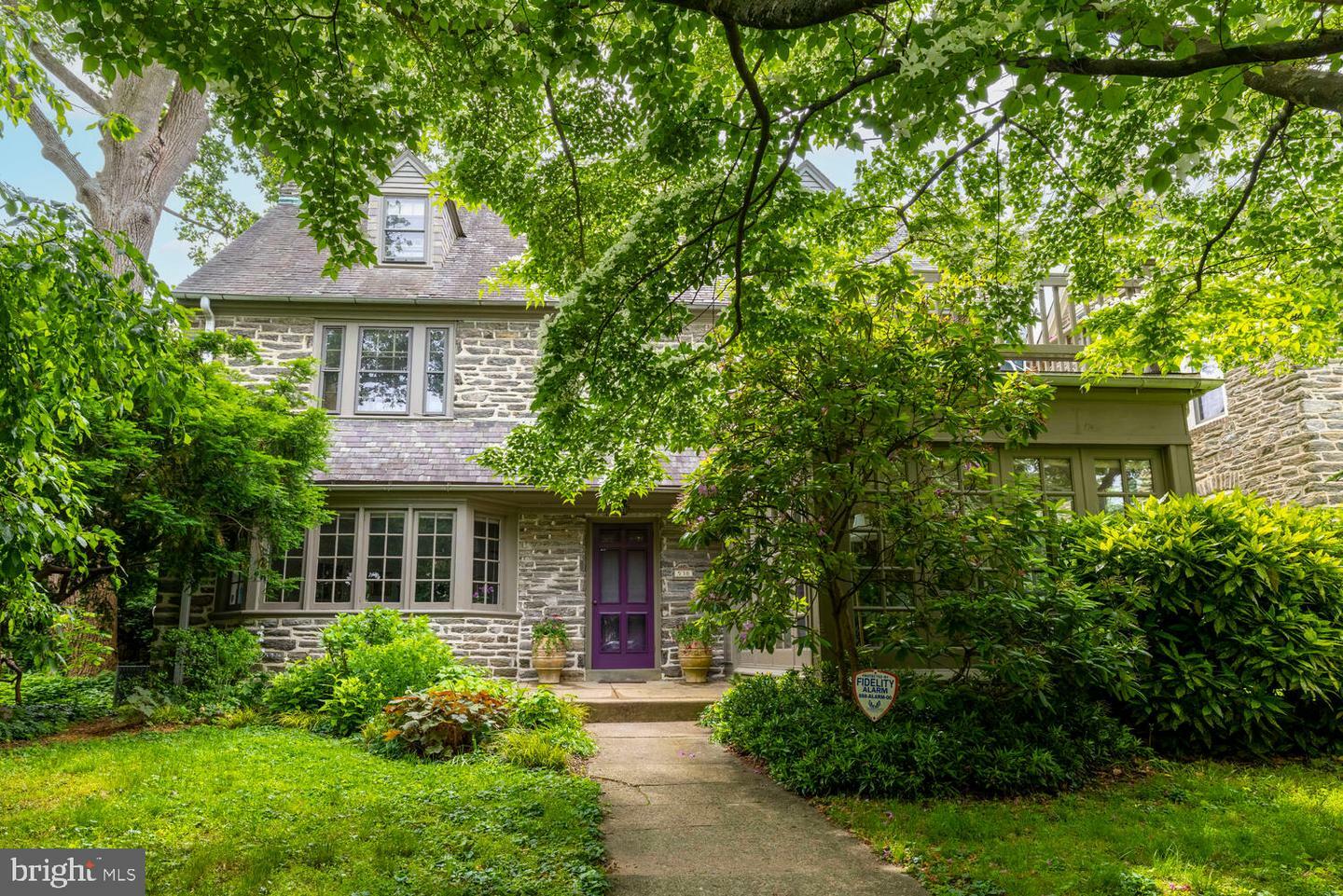 Property Photo: 538 W Ellet Street PA 19119