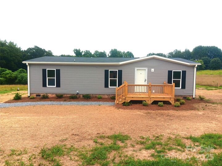 104 Advent Drive  Grover NC 28073 photo