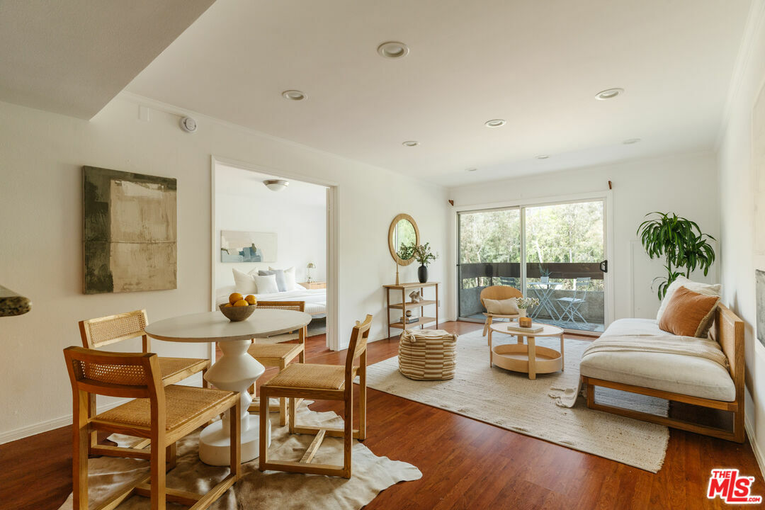 2700 Cahuenga Blvd  Los Angeles CA 90068 photo