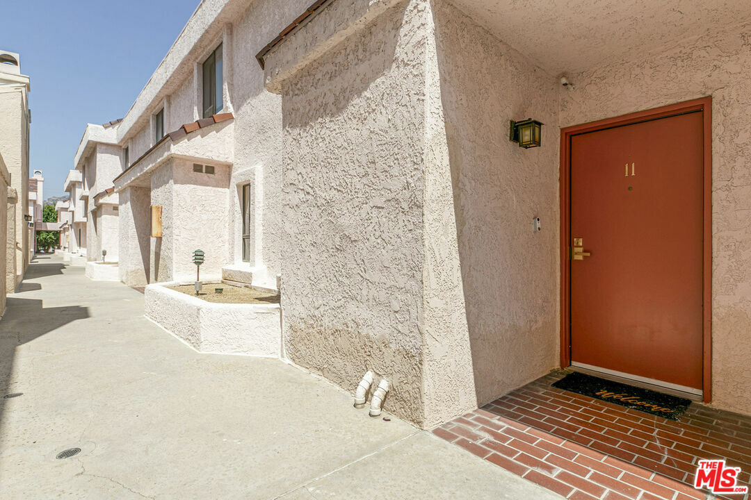 Property Photo:  9906 Owensmouth Ave  CA 91311 