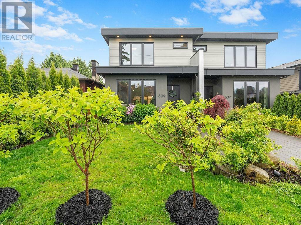 609 East 4th Street  North Vancouver BC V7L 1J9 photo