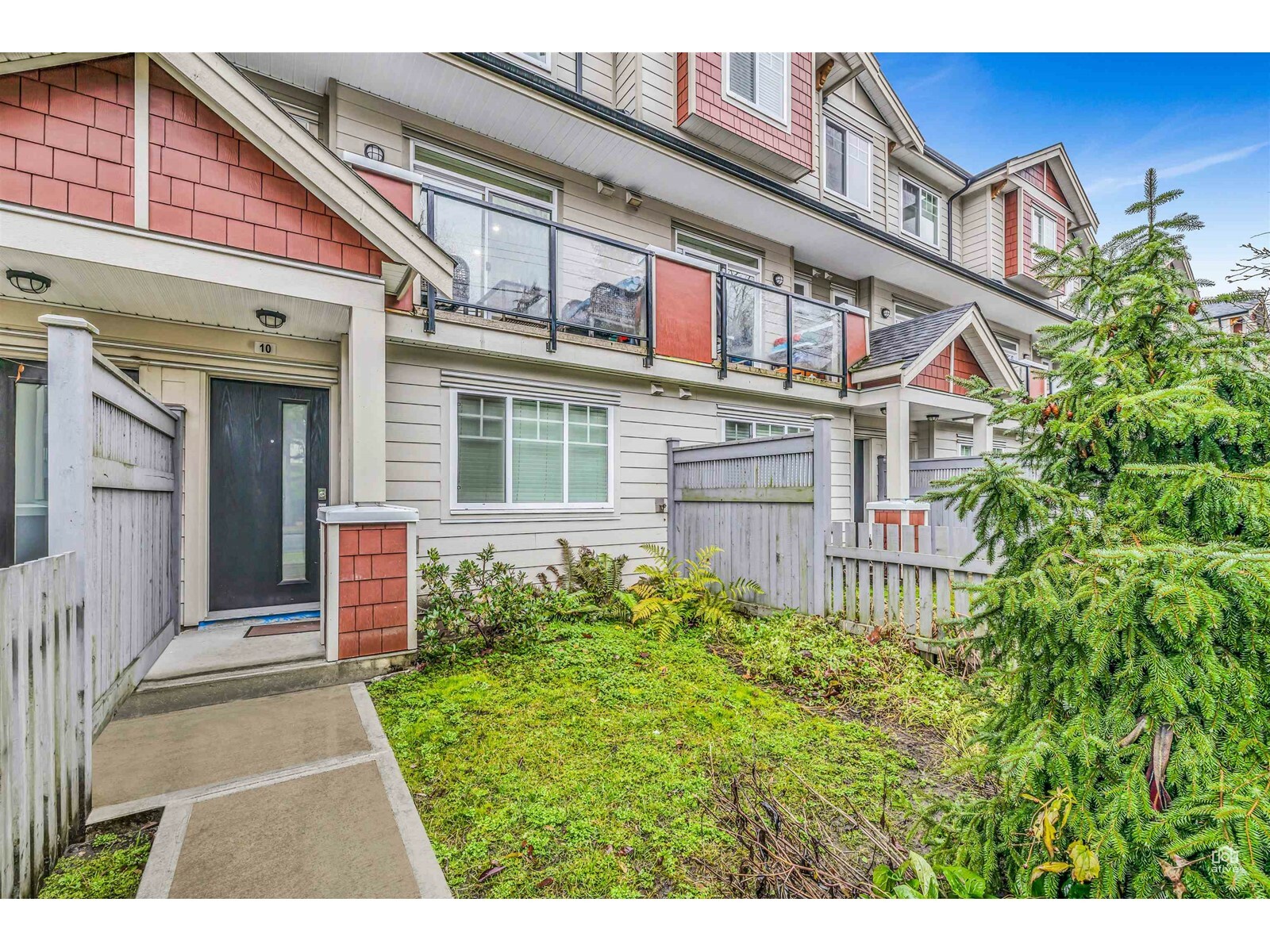 Property Photo: 13898 64 10 BC V3W 1L6