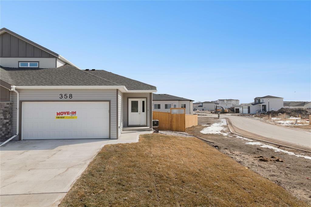 Photo de la propriété: 358 Purvis Boulevard MB R1A 2P5