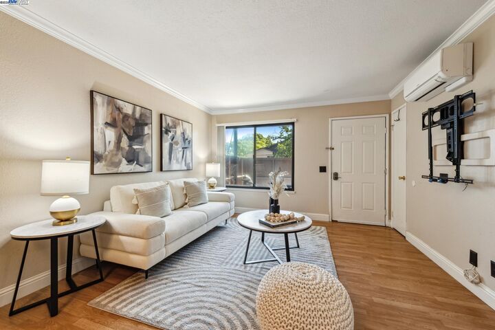 213 Ladera Plz  Union City CA 94587 photo