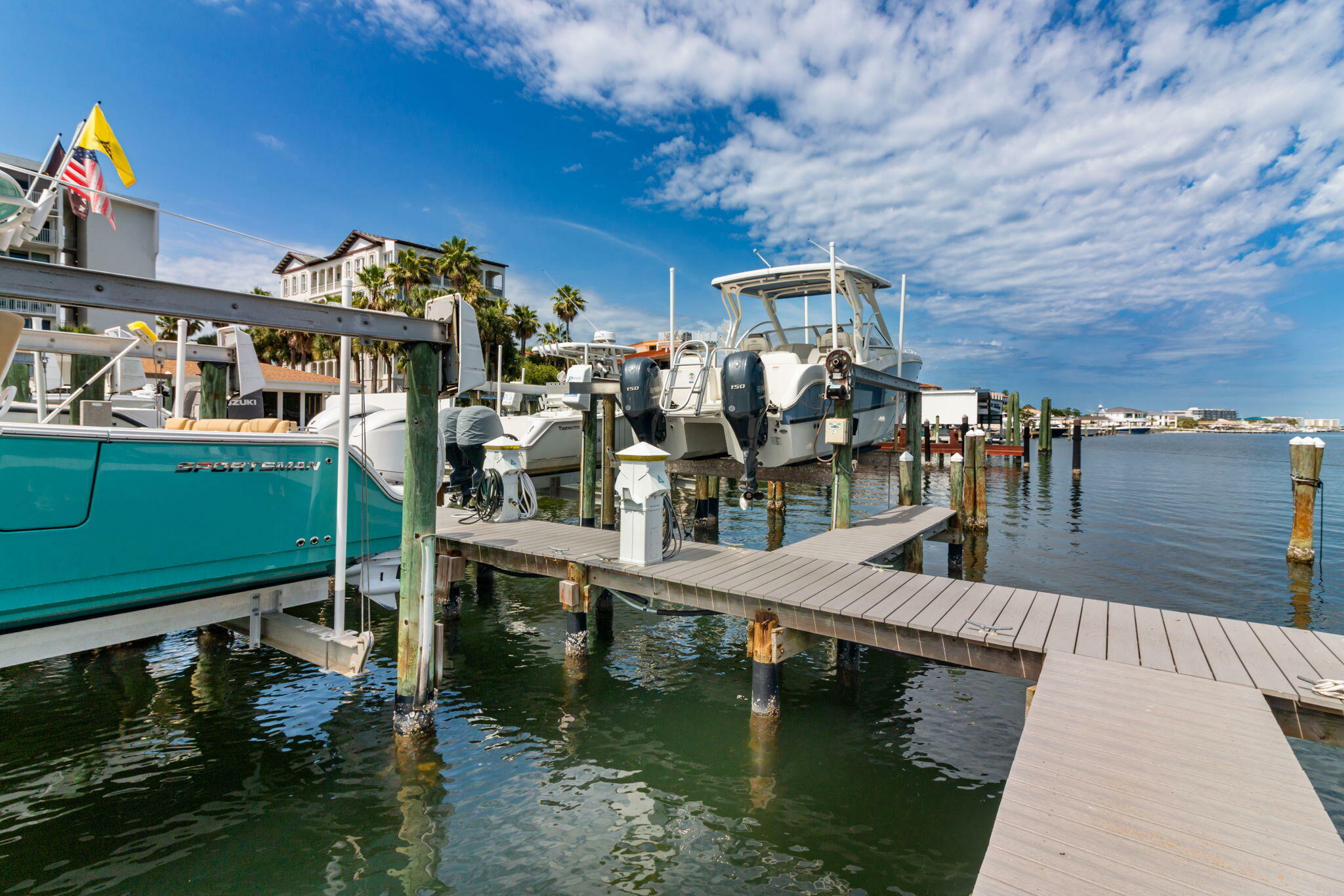 Property Photo: 30 Moreno Point Road 206B FL 32541