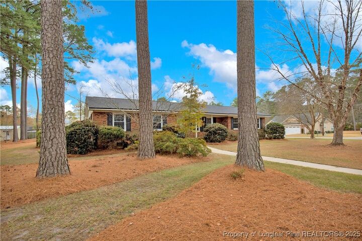 Property Photo: 687 Blawell Street NC 28391