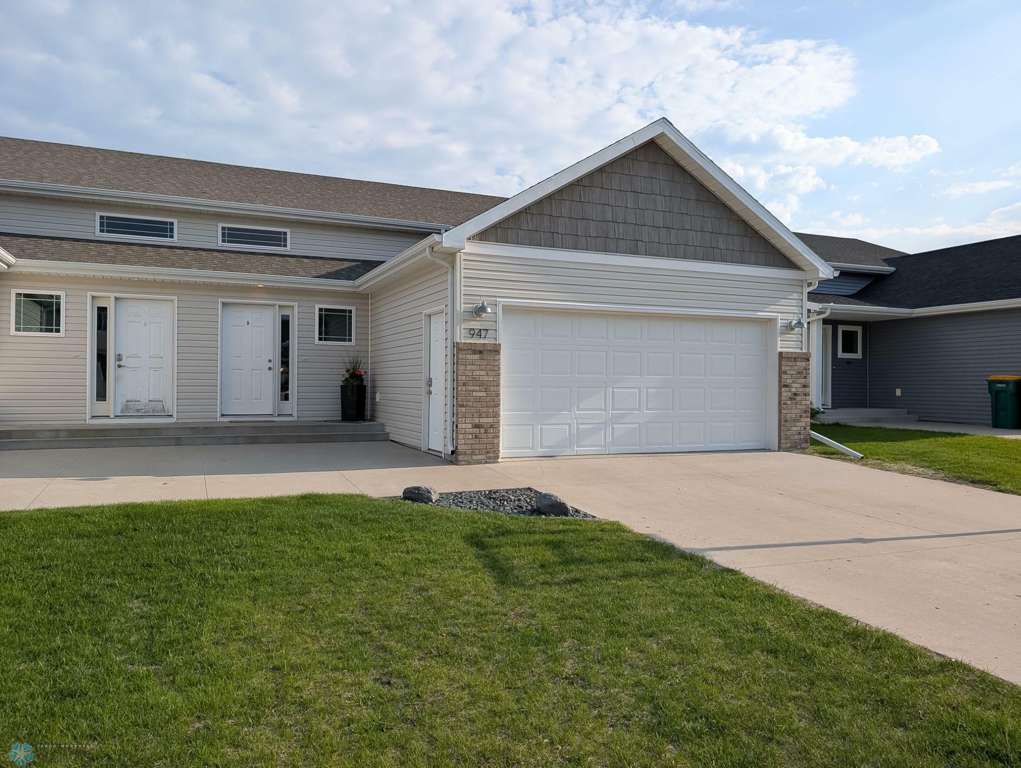 Property Photo: 947 Eaglewood Avenue W ND 58078