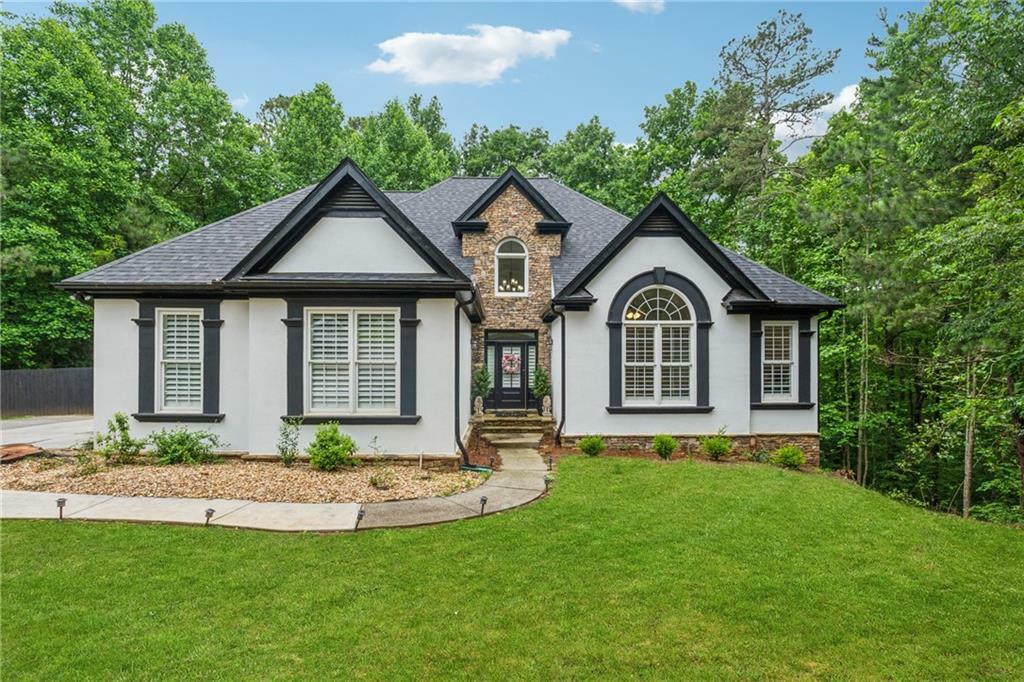 Property Photo: 827 Holly Ridge GA 30115