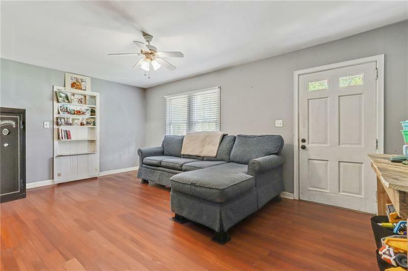 Property Photo: 118 Greenwood Street GA 30213