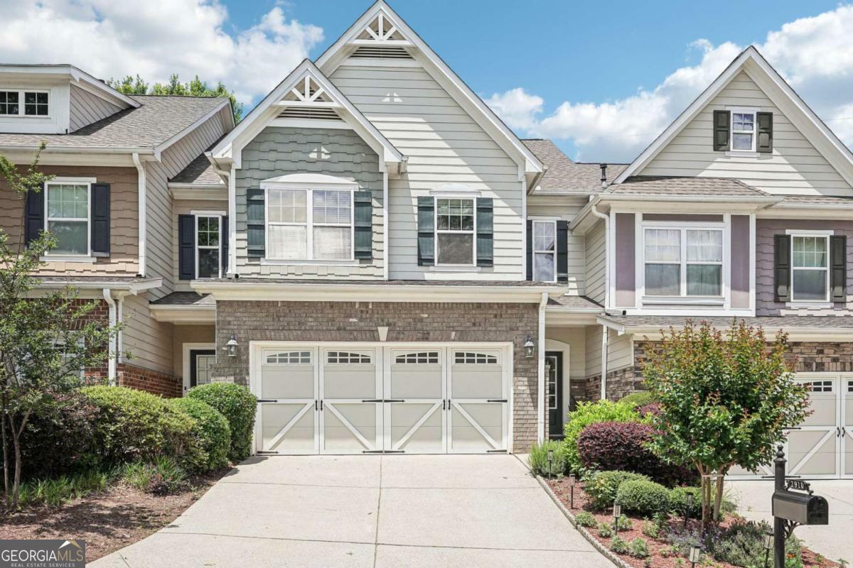 Property Photo:  2910 Cross Creek Drive  GA 30040 