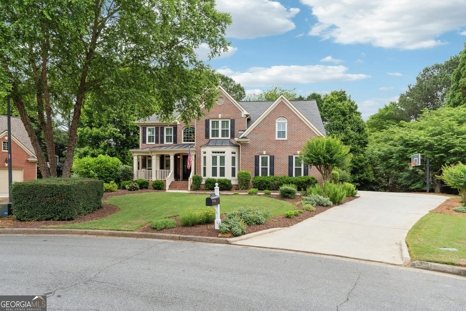 Property Photo: 151 Overhill Point GA 30005