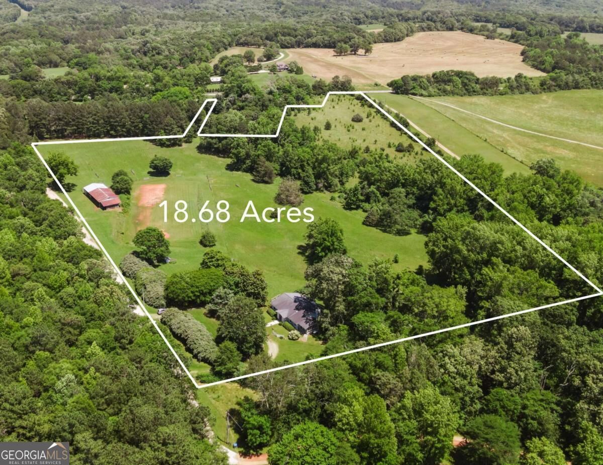 Property Photo: 1020 Belmont Road GA 30605