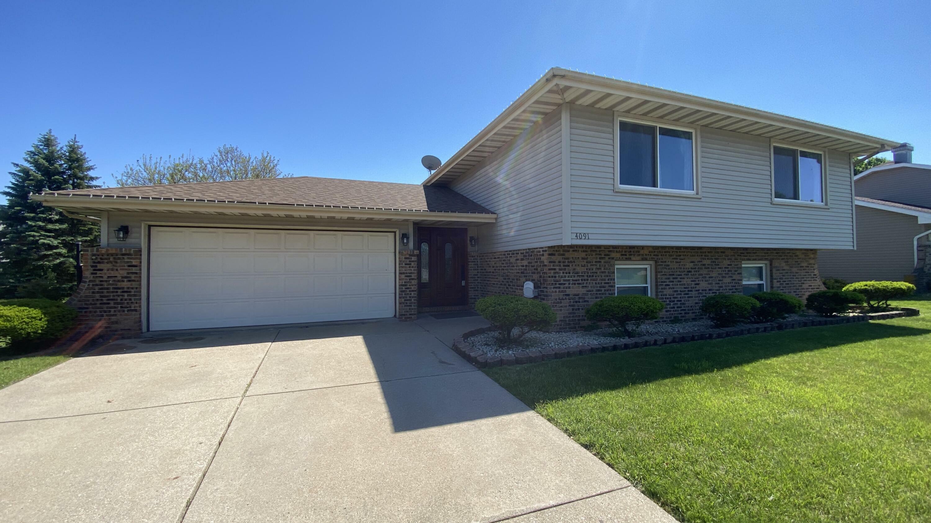 Property Photo:  4091 W 76th Lane  IN 46410 