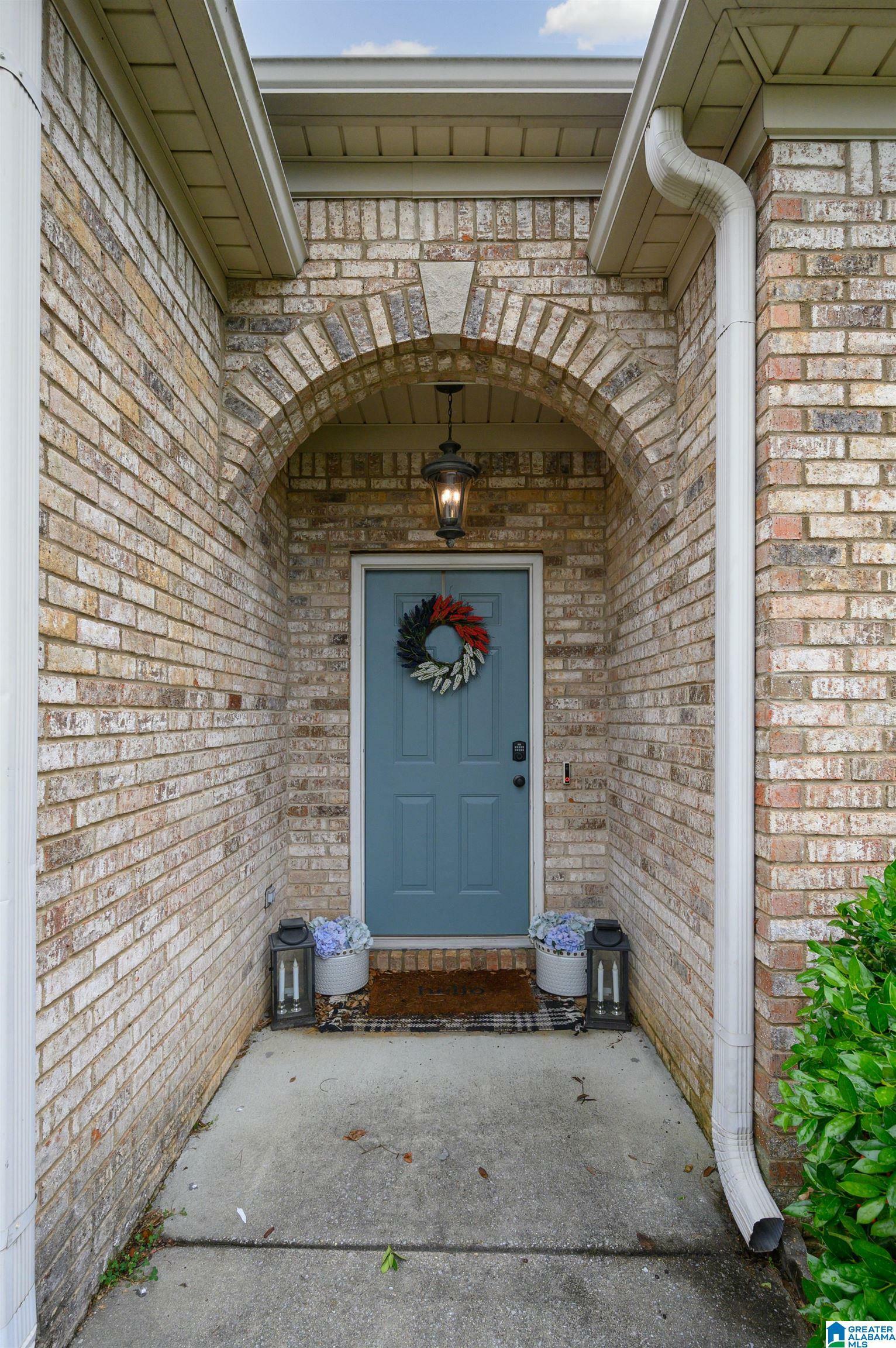 Property Photo: 1012 Kerry Drive AL 35040