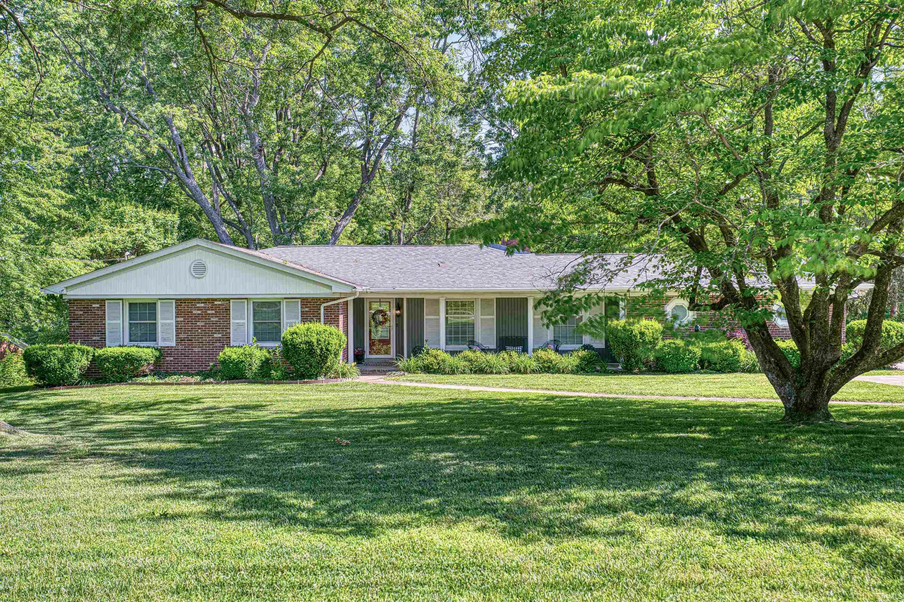 Property Photo: 6018 Newburgh Road IN 47715