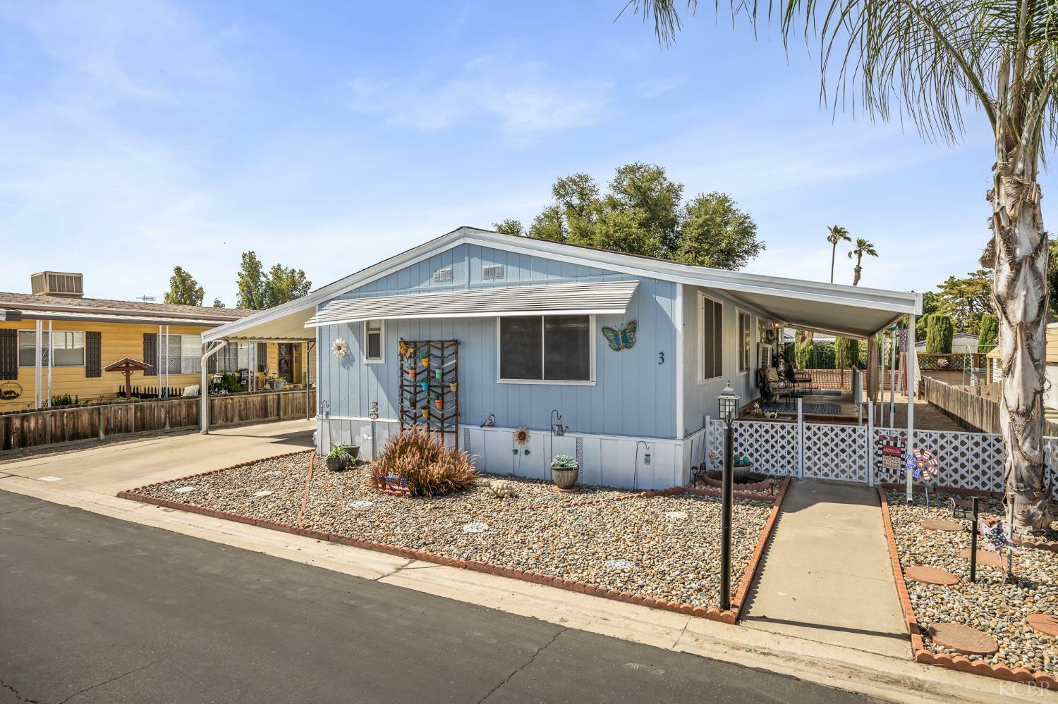 Property Photo: 2627 W Midvalley Spc 3 CA 93277