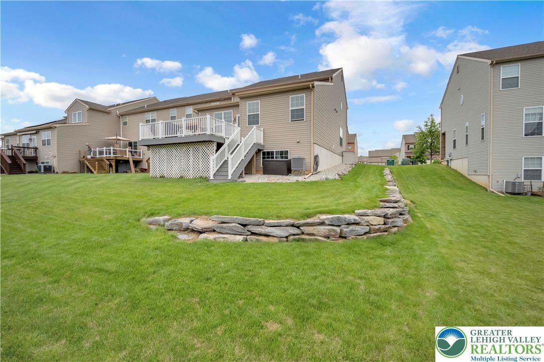 Property Photo: 4487 Cottonwood Drive PA 18064