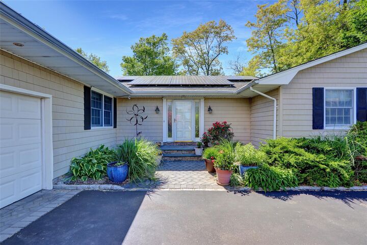 12 Bridle Path Lane  Port Jefferson NY 11777 photo