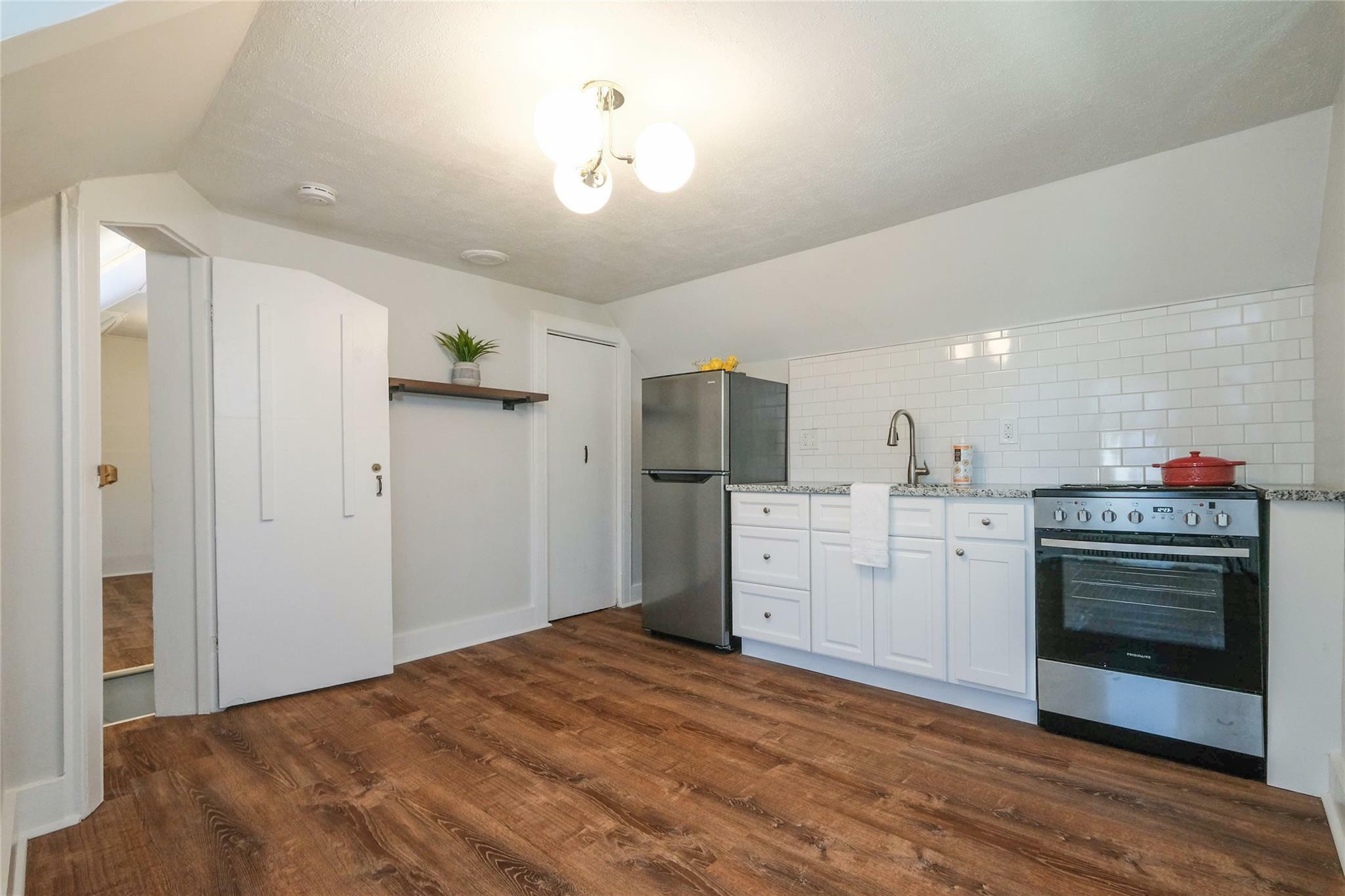 Property Photo: 301 Union Avenue 3 NY 10566