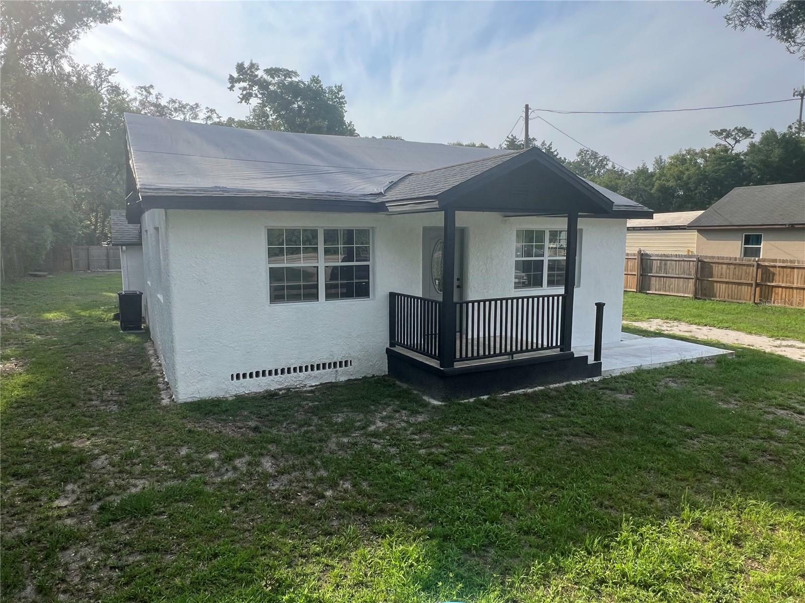 Property Photo: 18127 US Highway 41 FL 34610