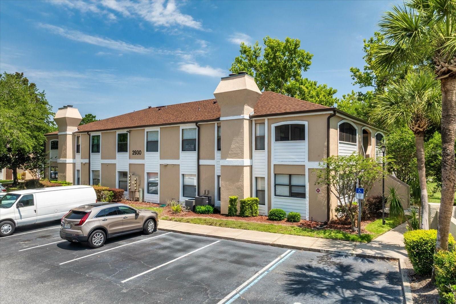Property Photo:  2930 S Semoran Boulevard 408  FL 32822 