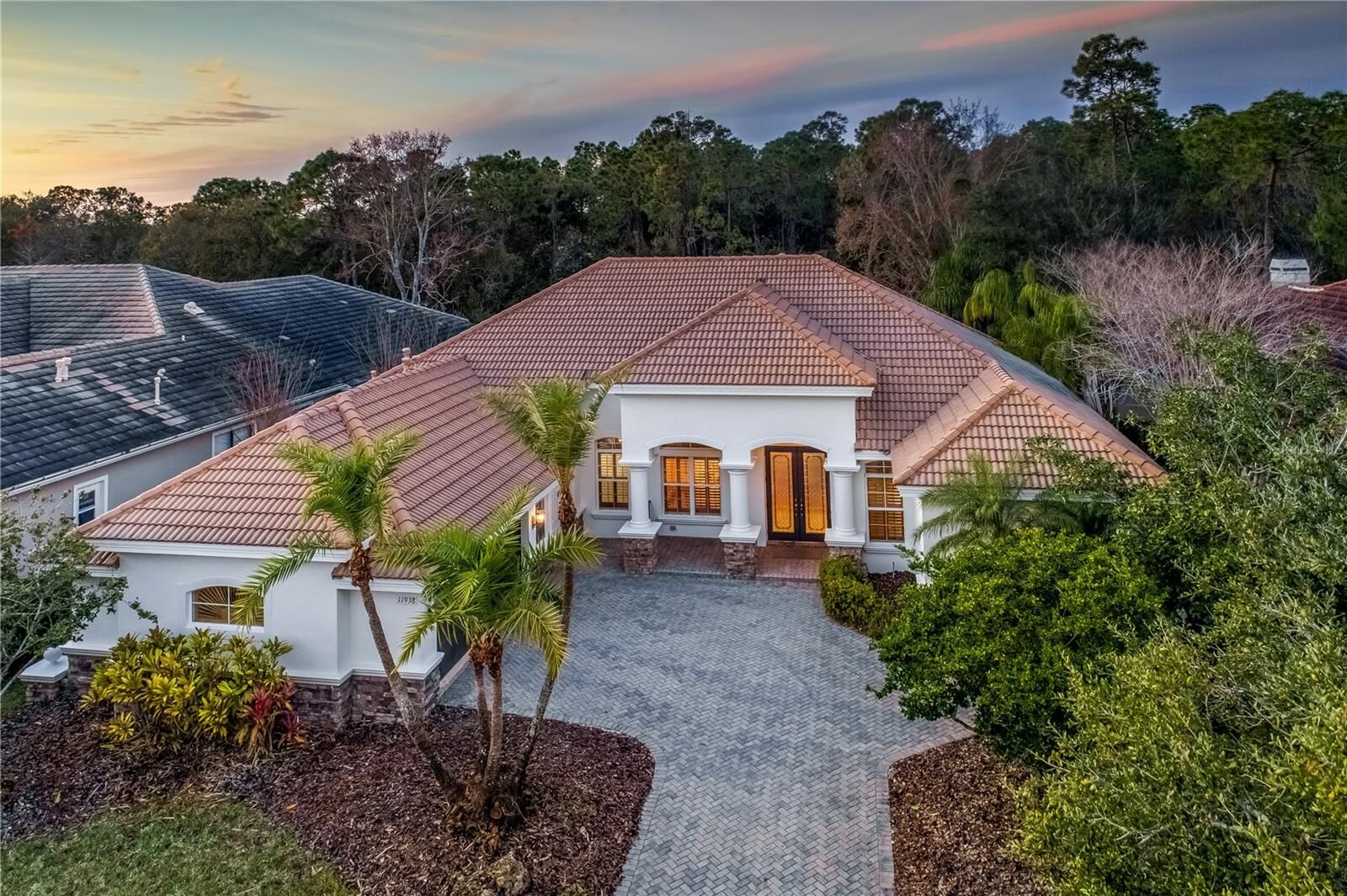 Property Photo:  11938 Royce Waterford Circle  FL 33626 