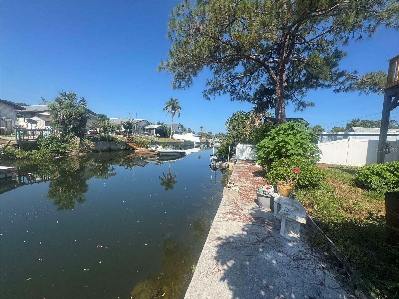 Property Photo: 7330 New York Avenue FL 34667