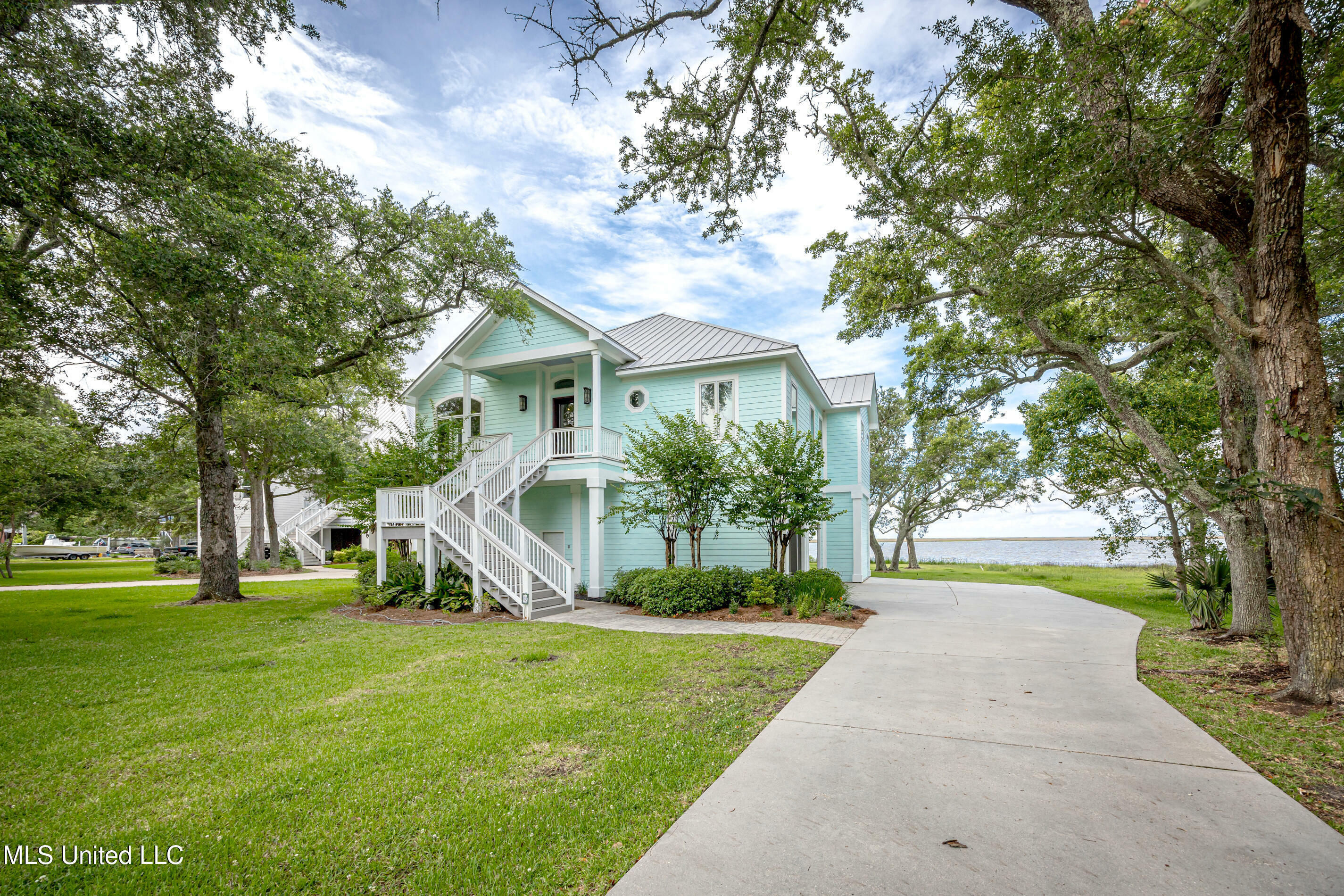 Property Photo:  10805 Eagle Nest Road  MS 39564 