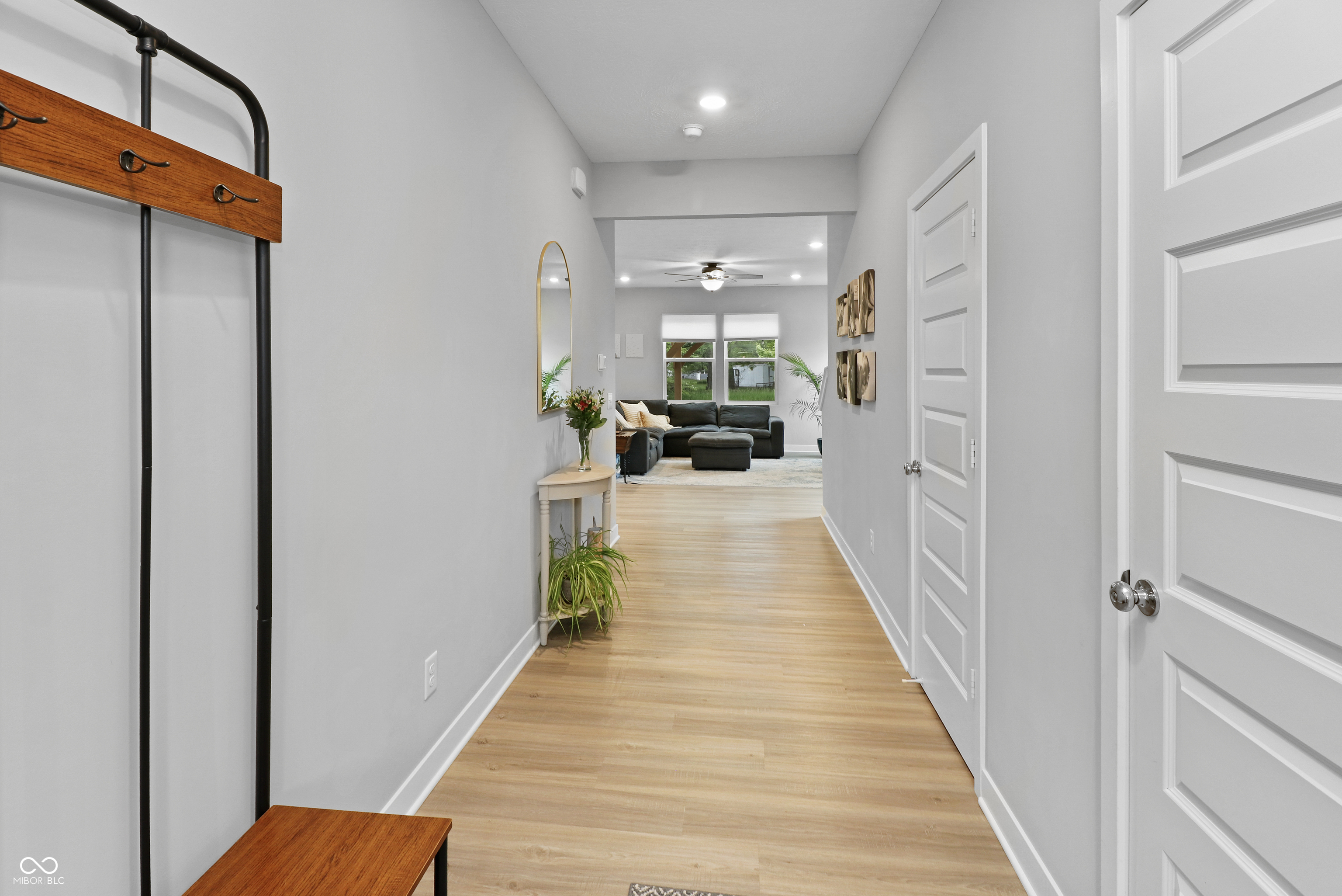 Property Photo: 6917 Wolf Creek Court IN 46075