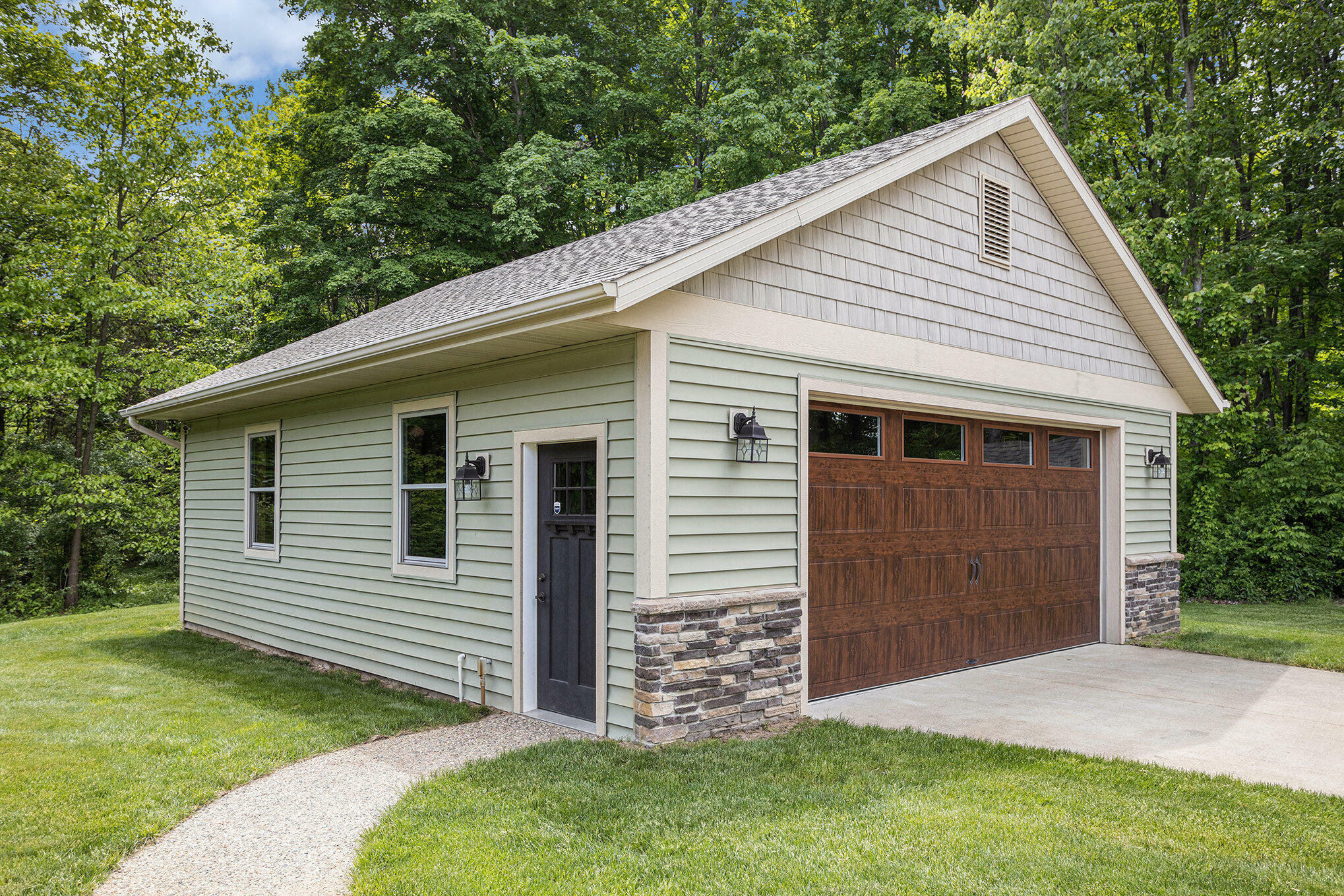 Property Photo: 33515 28th Avenue MI 49079