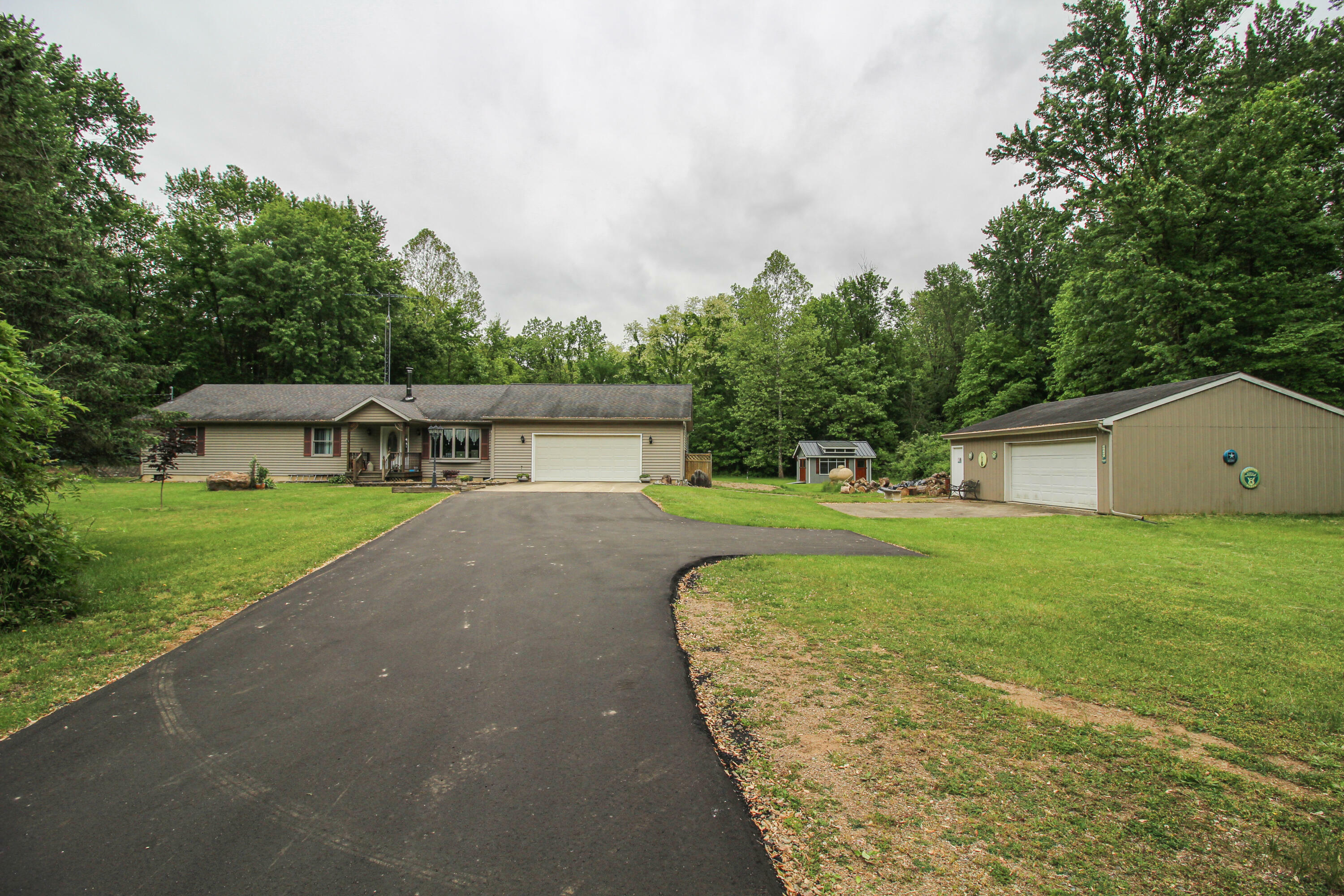 Property Photo:  21729 Pinhook Road  MI 49072 