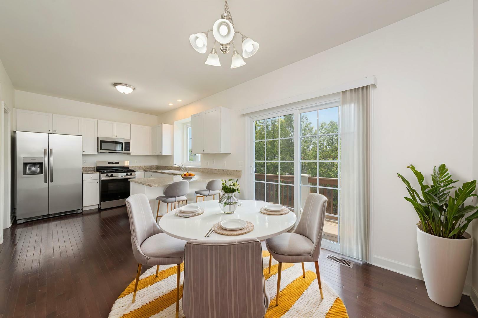 Property Photo: 13 Melrose Court IL 60177
