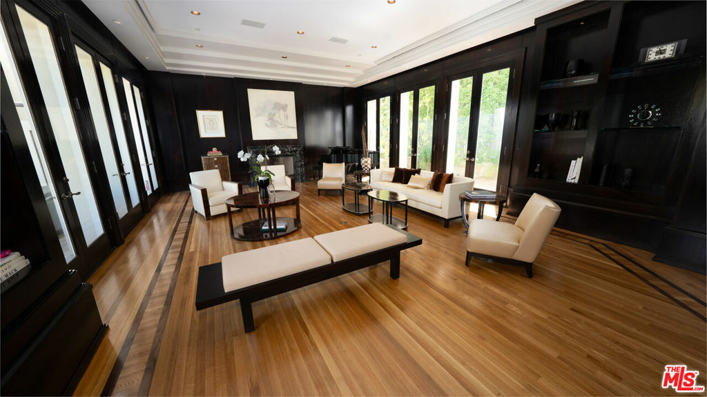Property Photo: 14035 Aubrey Road CA 90210