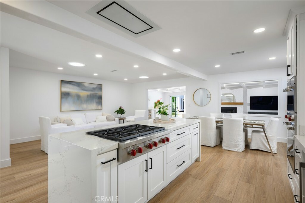 Property Photo: 270 Cecil Place CA 92627