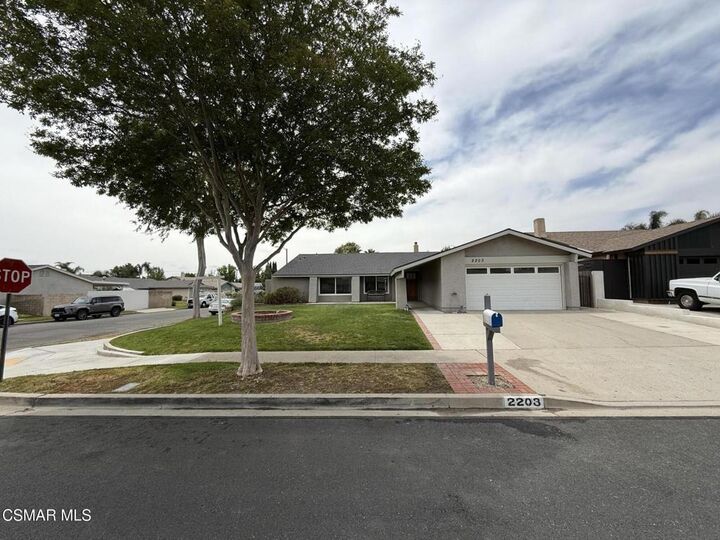 Property Photo:  2203 Marter Court  CA 93065 