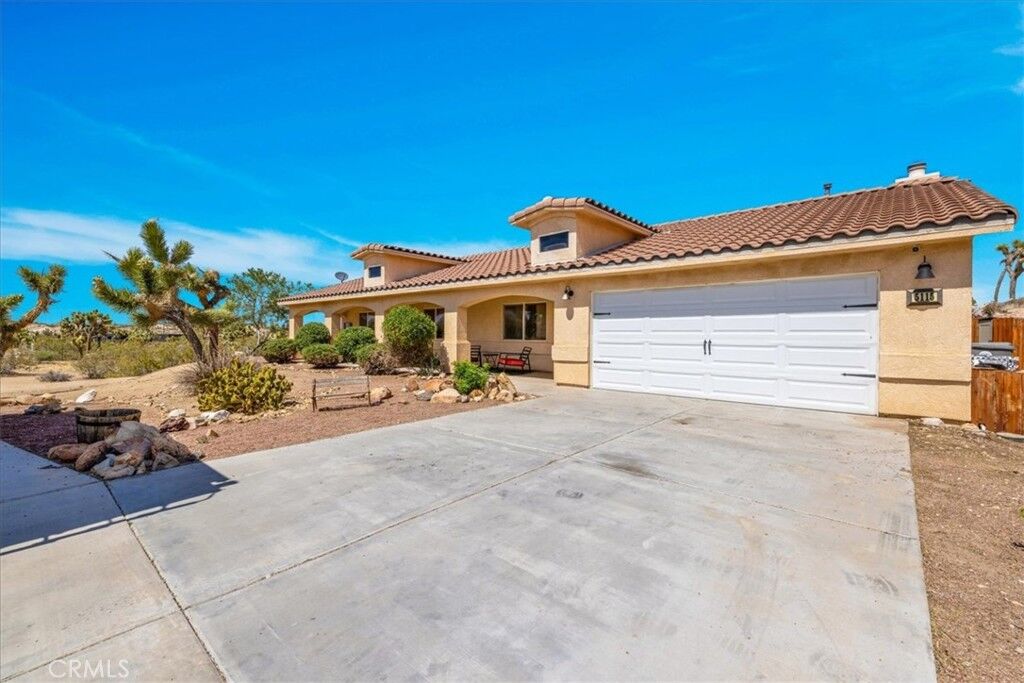 Property Photo:  5115 Warren Vista Avenue  CA 92284 