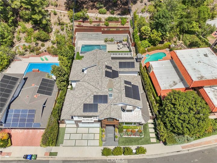 Property Photo: 2520 La Condesa Drive CA 90049