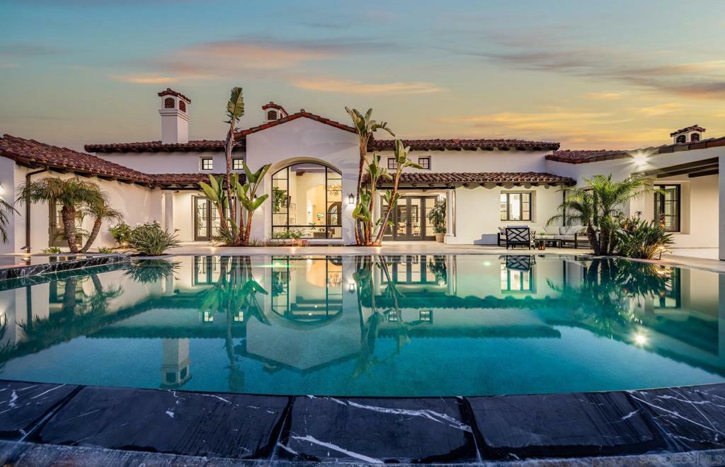 Property Photo: 7630 Iluminado CA 92127