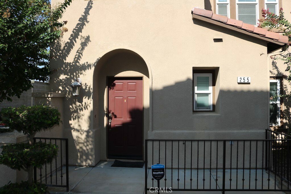 Property Photo: 255 E Santa Fe Court CA 92870