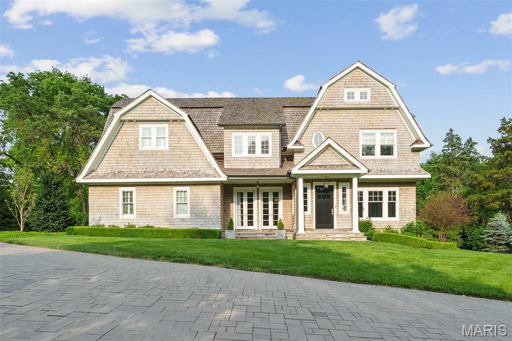Property Photo: 466 S Price Road MO 63124
