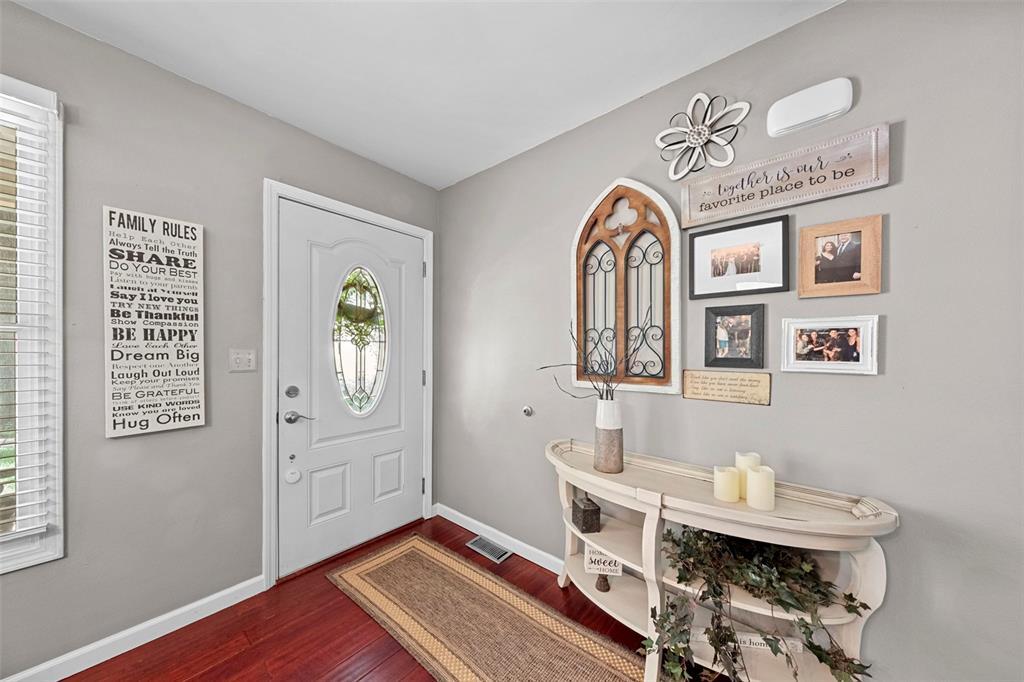 Property Photo: 2917 Royal Gorge Court MO 63129