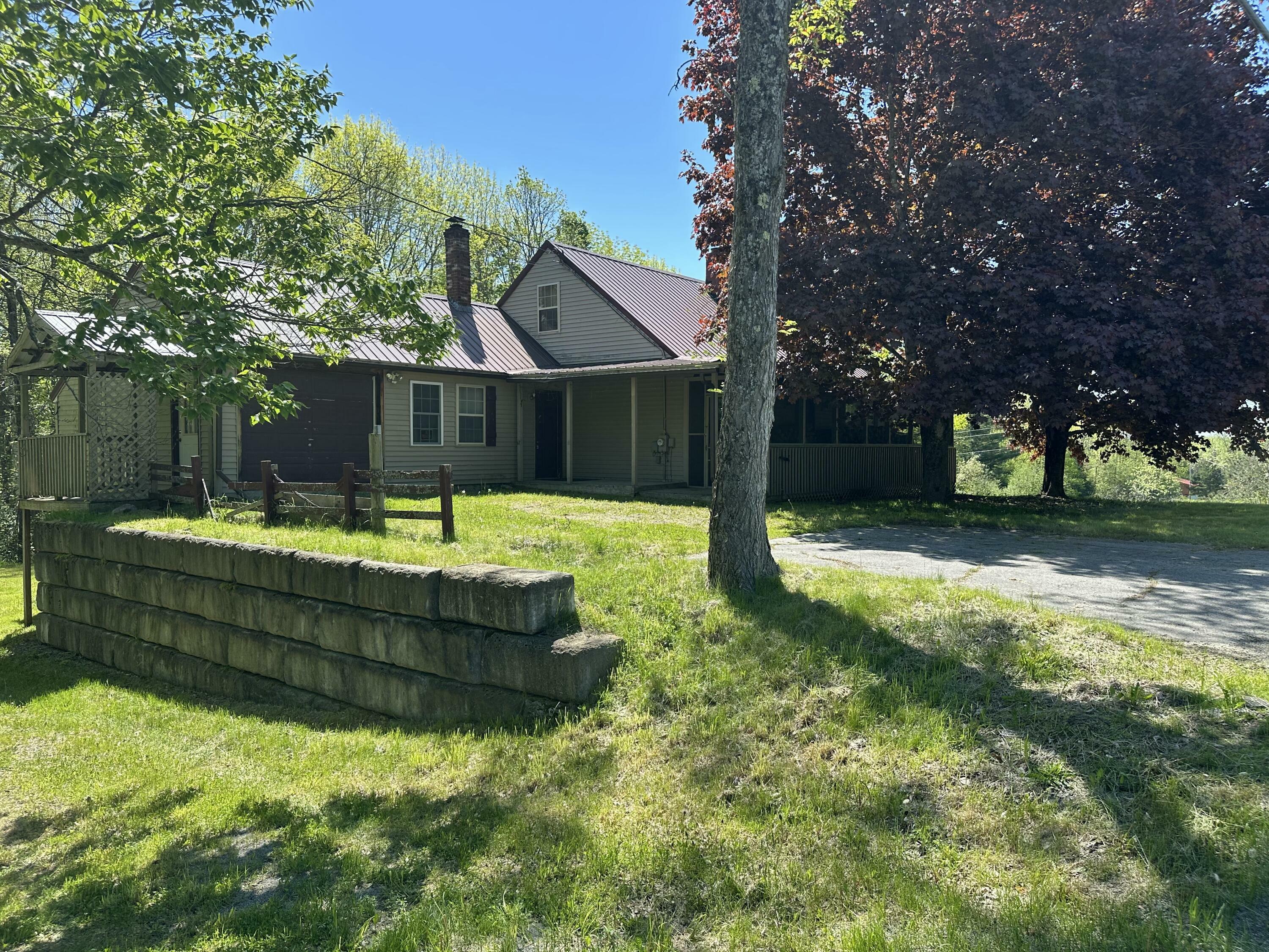 Property Photo: 5 Grant Road ME 04971