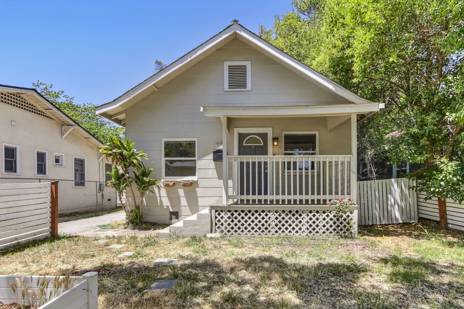 Property Photo: 2236 32nd Street CA 95817